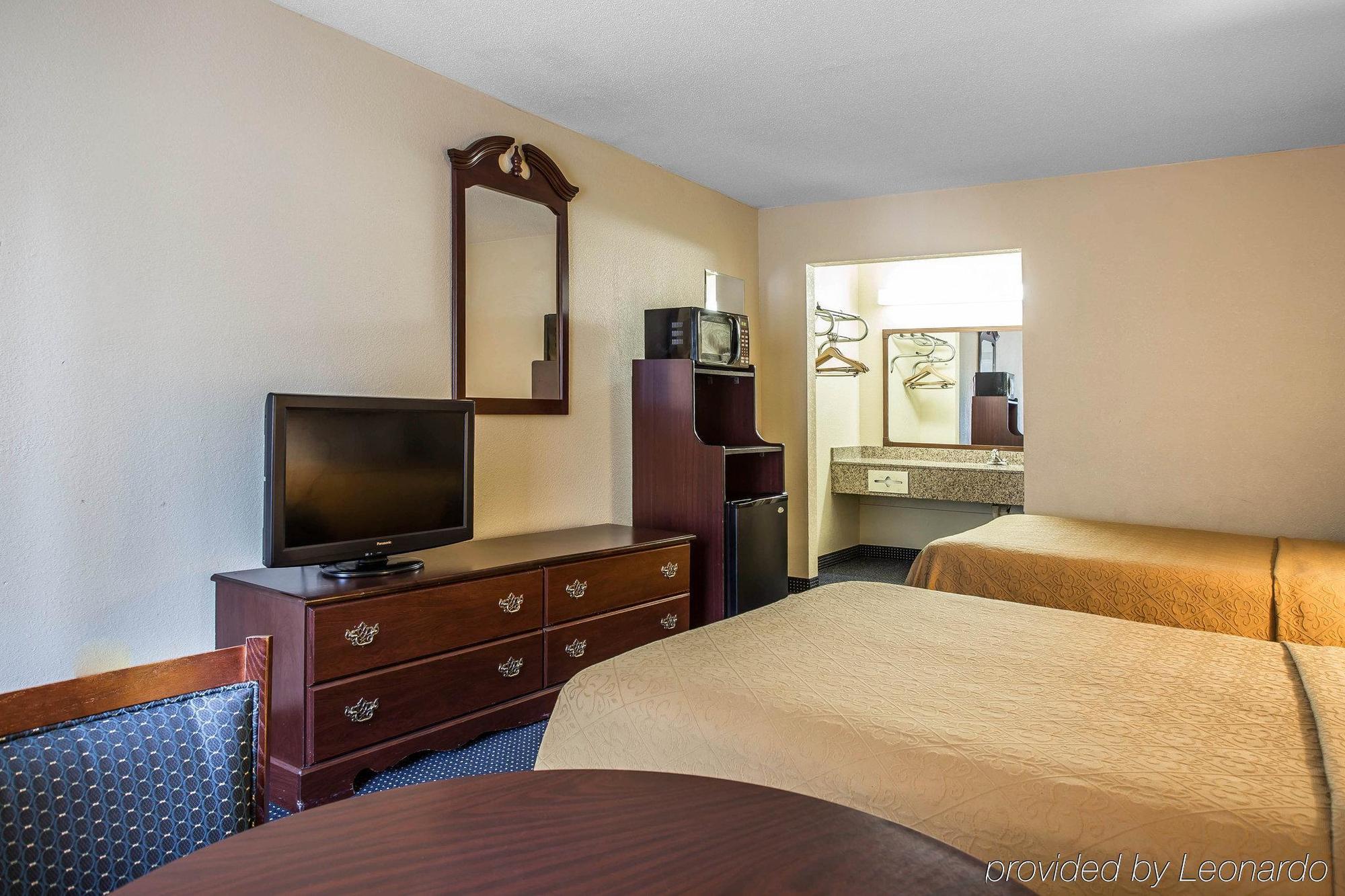Quality Inn Manning I-95 Экстерьер фото